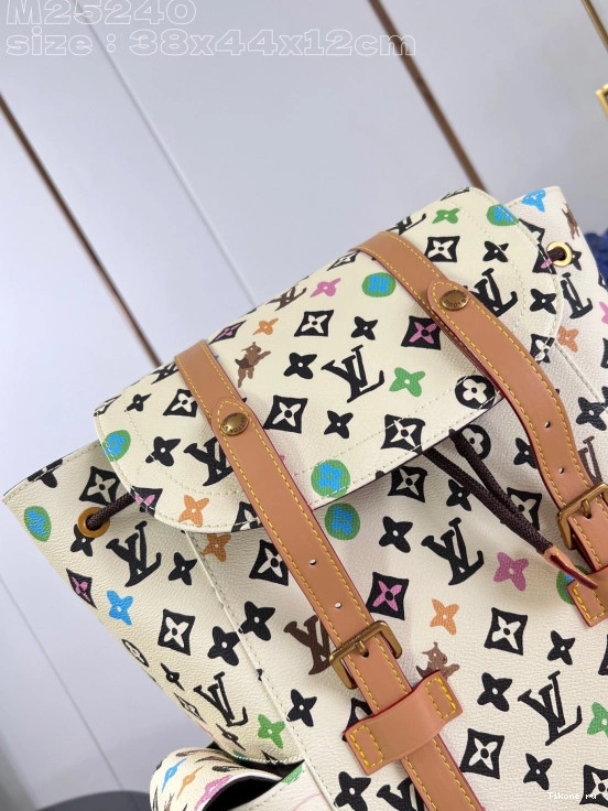 Cheap Vuitton MM-38*44*12.5CM Backpack Christopher Louis 0730